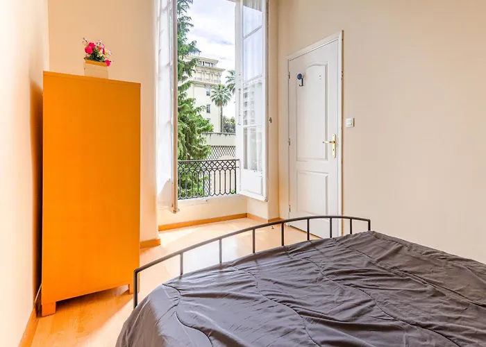 Le Massena By Interhome